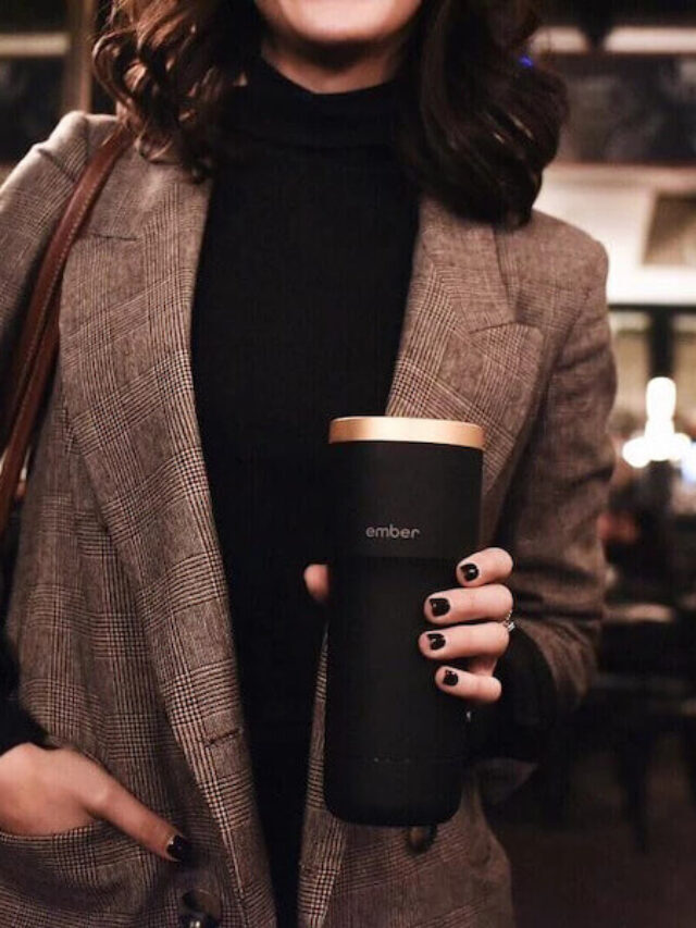 Can’t stand the cold? Ember mug let you enjoy hot drink all day long